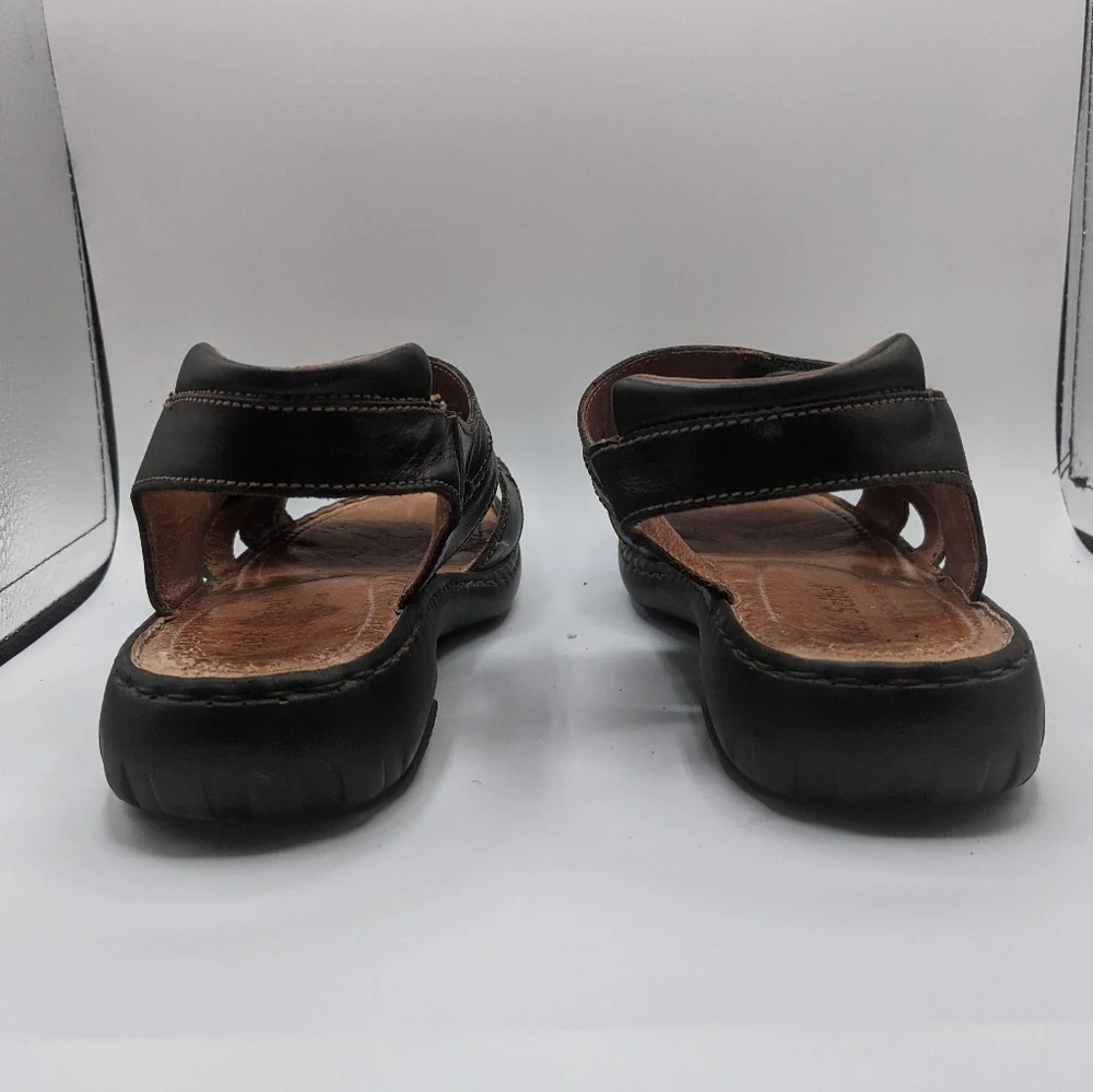 Josef Siebel JIM 05 Slip-ons with front and back straps SZ 8